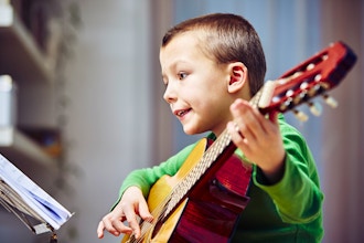 Kids Absolute Beginner Guitar: Basics & Fund (Online)